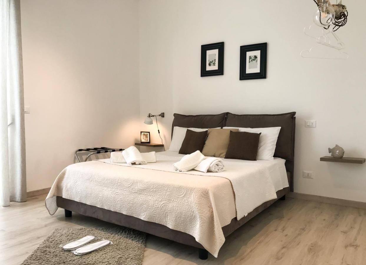 Viatorem Suites Torre dell'Orso Exterior foto